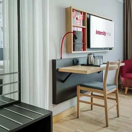 Intercityhotel 4*