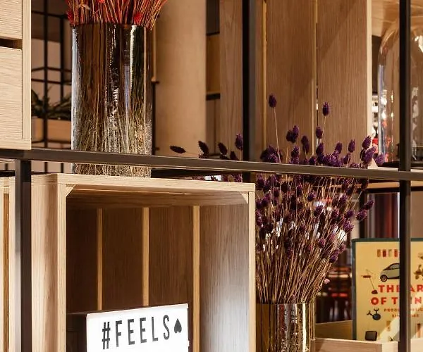 فندق Intercityhotel 4*