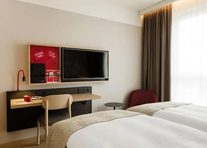 فندق Intercityhotel 4*