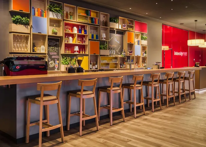 Intercityhotel فندق