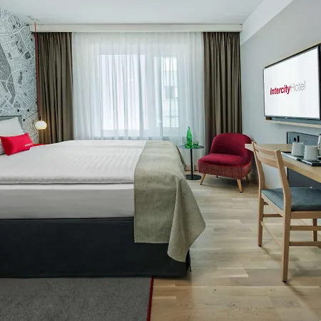 Intercityhotel 4*