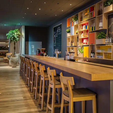Hotel Intercityhotel 4*