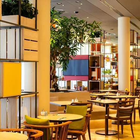 Intercityhotel 4* Štýrský Hradec