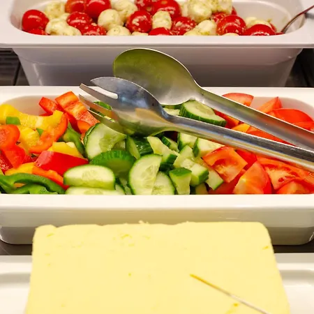 Intercityhotel 4* Грац