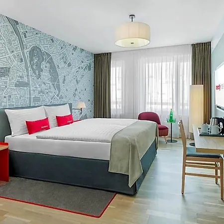 Hotell Intercityhotel 4*
