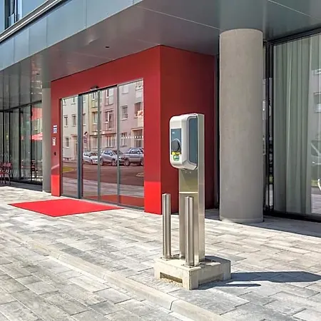 Hotel Intercityhotel 4*